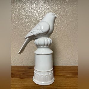 Home Goods: Ceramic, Beautiful Bird, White